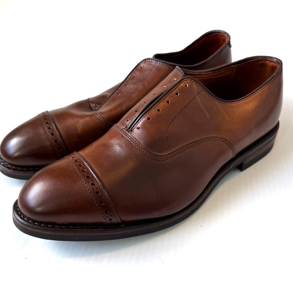 Allen Edmonds Fifth Avenue Cap-Toe Oxford Dress Shoe left size 9 / right size 10 - Picture 1 of 15